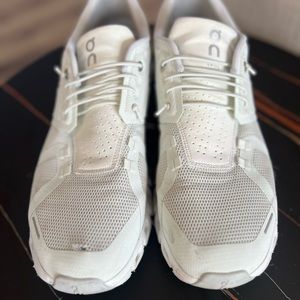 Mens ON running sneakers